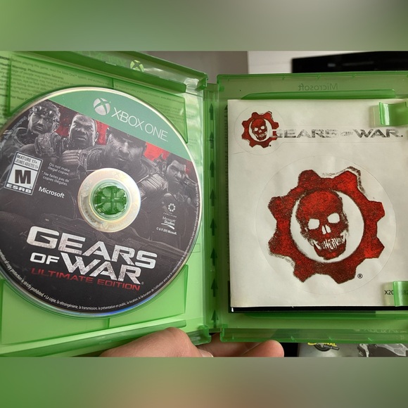 Xbox One GoW - Picture 2 of 3